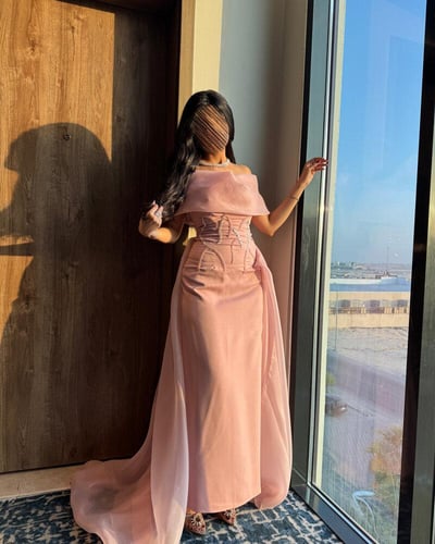 فستان سهرة بخامة اورجانزا وردي أنيق