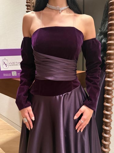 فستان السهرة المخملي والساتان