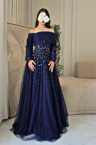 فستان سهره أوف شولدر مزين بالكرستال بعدة الوان