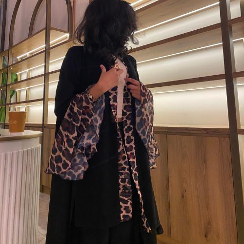 عباية تايقر