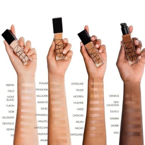 كريم اساس ناتشرال رايدينت لونغ وير من نارس Gobi