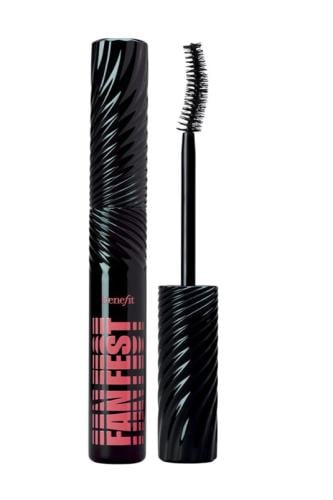 بنفت ماسكارا فان فيست فانينغ لتكثيف الرموش