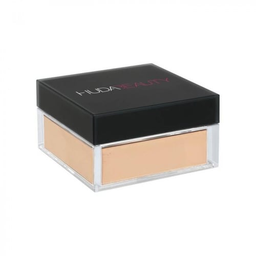 بودرة ايزي بك المنثوره من هدى بيوتي