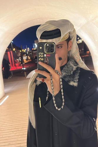 سديري رجالي سنقل فيس قلاب صوف لون اسود