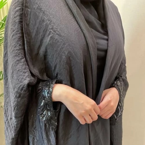 SB0033عباية حرير قصه بشت