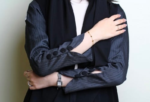 SB0068عبايه دبل كلوش