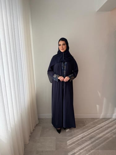 عباية راقية بتدخيلة قماش لينن قطن مشجر فاخر وقصة ف...