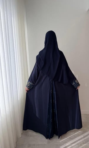 عباية راقية بتدخيلة قماش لينن قطن مشجر فاخر وقصة ف...