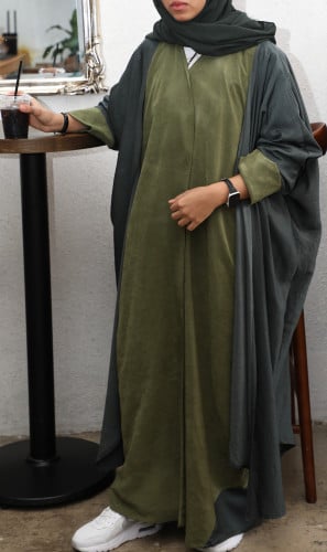 عبايه مكس بين عبايات قماش حرير مغسول وحرير شمواه م...