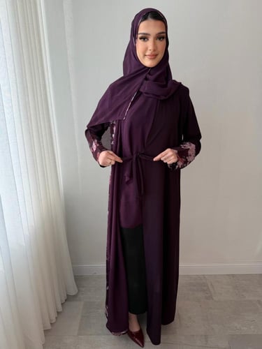 عباية راقية بتدخيلة قماش حرير مشجر فاخر وربطة داخل...