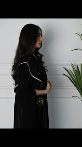 عبايه بشت كامل فاخره للمناسبات مكس ٣ اقمشه (ستان-ك...