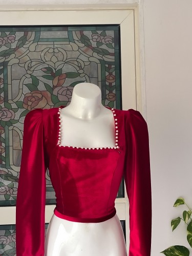 Red pearl top