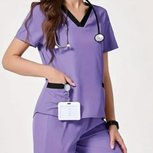 طقم سكراب نسائي راقي يونسكس 2 جيوب كبيره ما ئله مو...