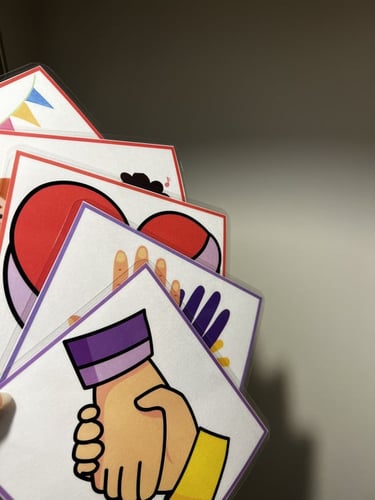 بطاقات الترحيب بالأطفال