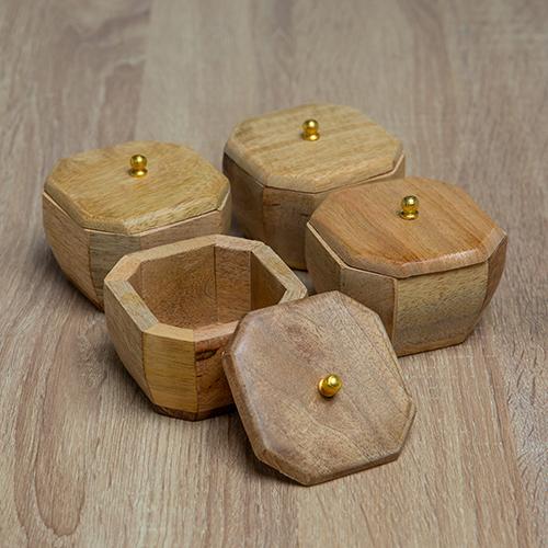 علبه خشبيه ( قطعة واحده )