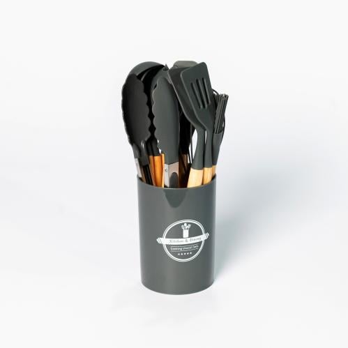 طقم ملاعق سيلكون بأيادي خشبيه