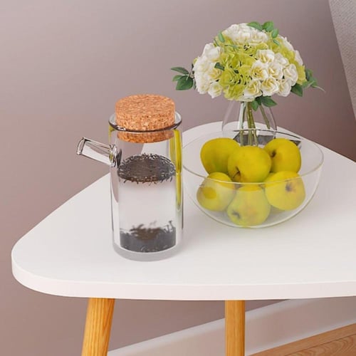 طاولة جانبية خشبيه