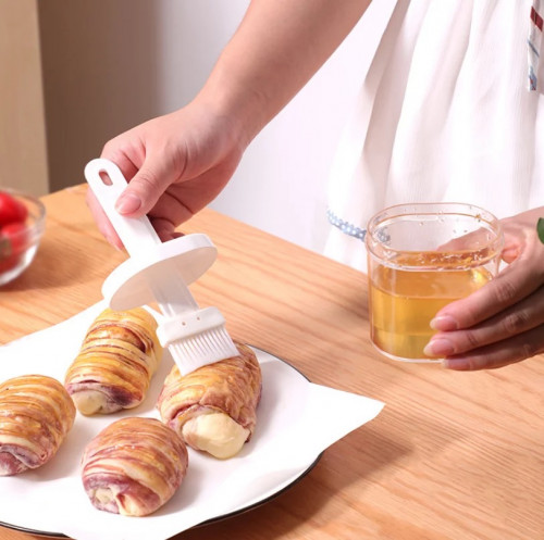 فرشاة وعلبة زيت 150مل