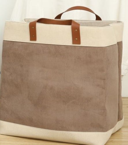 سلة تنظيمية كبيرة