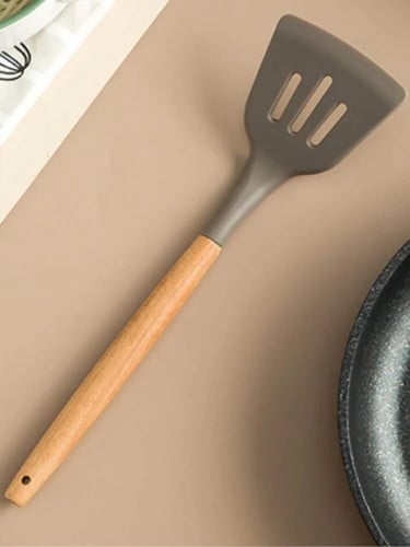 ملعقة طبخ سيلكون