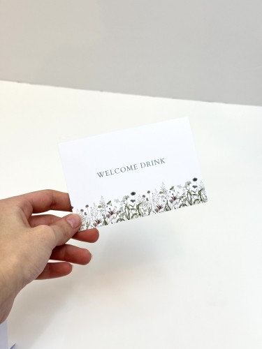 كرت ضيافة بدون قاعدة - الثيم حسب الطلب