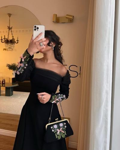 فستان العيد مع شنطه راقية