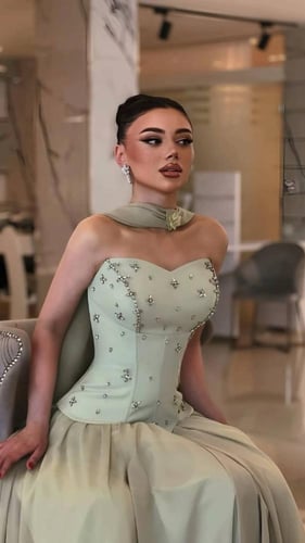 فستان فخم للمناسبات