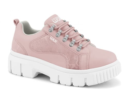 حذاء رياضي برازيلي بينك مع ابيض برباط كعب عالي