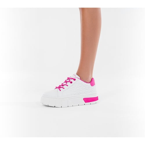 حذاء رياضي برازيلي ابيض مع بينك