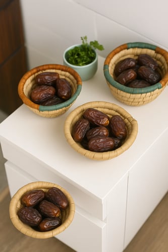 سلال توزيعات تراثيه١٢ حبه