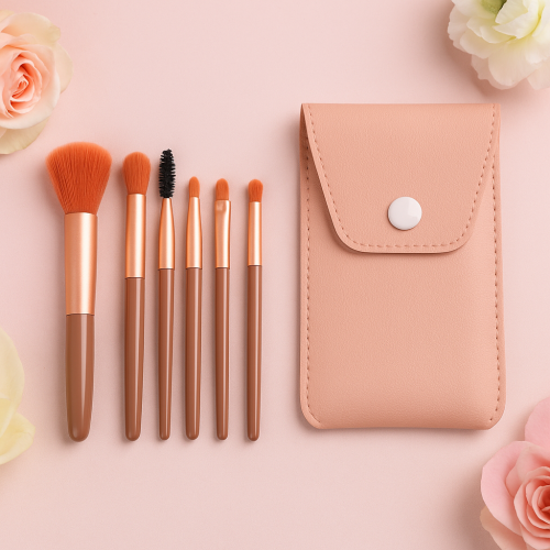 فرش مكياج عملية بحافظة جلدية