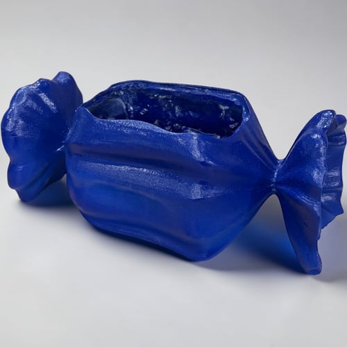 وعاء للحلويات على شكل حلوى