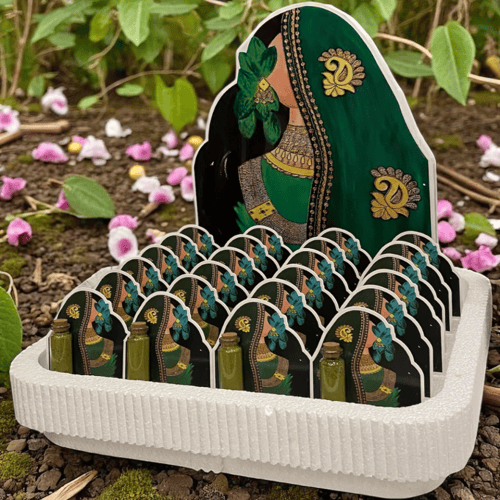 توزيعات 24 حناء مع كروت وصينيه