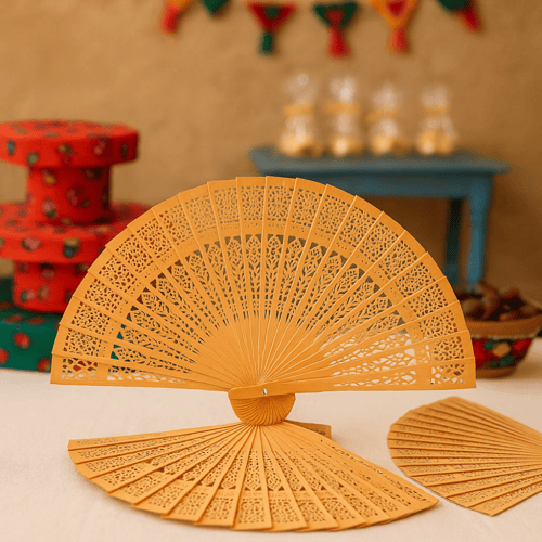 مراوح خشبية (12) حبة