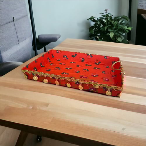 صينية شعبي باللون الاحمر