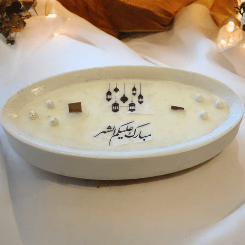 شمعة بيضاوية مبارك عليكم الشهر