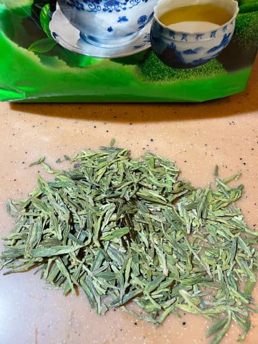 شاي اخضر لونجينغ درجة 1 (100غ) | Green longjing te...