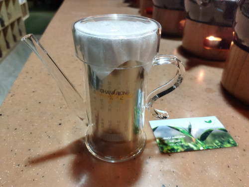 براد شاهي عامودي مع مصفاة استيل | Glass teapot wit...