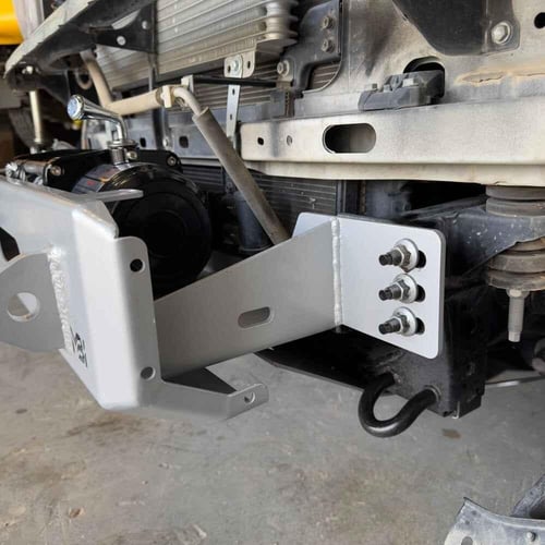 دعامية وحامل الونش تويوتا اف جى MBI front steel pr...