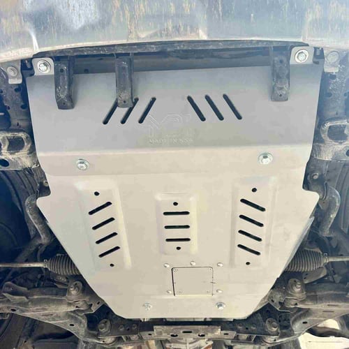 صاجة حماية تويوتا هايلوكس سنقل حديد Skid plate