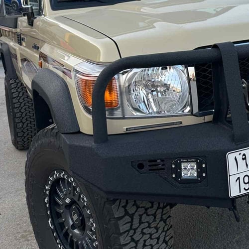 صدام امامي تويوتا شاص مع دعامية