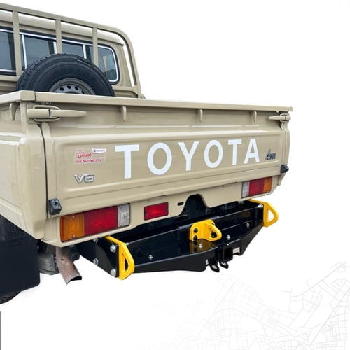 صدام خلفي مع هوك قلص تويوتا شاص