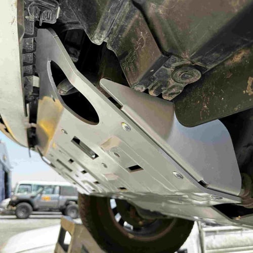 صاجة حماية تويوتا فورتشنر المنيوم Skid plate