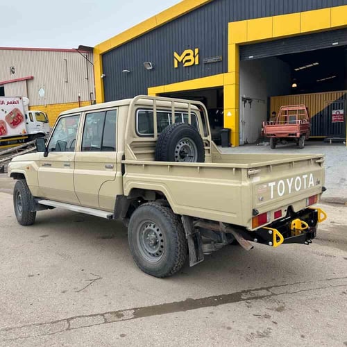 صدام خلفي مع هوك قلص تويوتا شاص