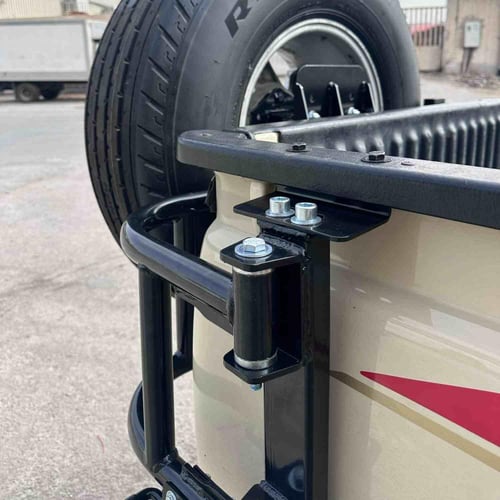 حامل الاسبير العلاق نيسان شاص