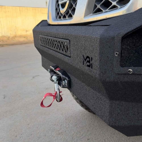 صدام نيسان فتك Y61