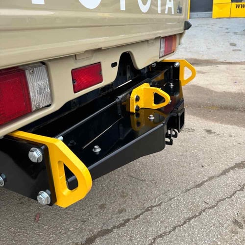 صدام خلفي مع هوك قلص تويوتا شاص