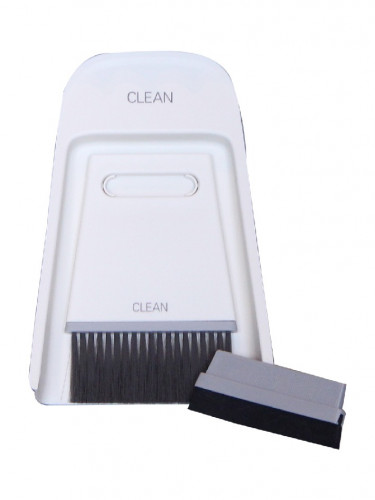 CLEANING BAR BRUSH WHITE - مكنسة لبار القهوة يدوية...