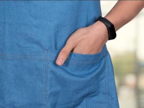 مريلة باريستا جينز خفيف