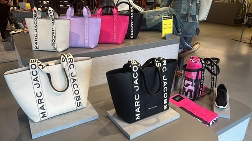 شنطة مارك جاكوبس/توت باق مقاس كبير